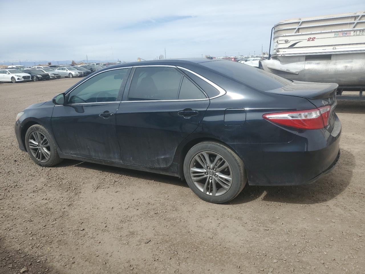 2015 TOYOTA CAMRY LE - Фото 2