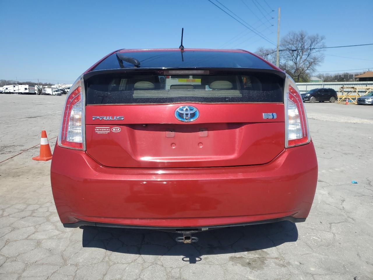 2015 TOYOTA PRIUS - Фото 6