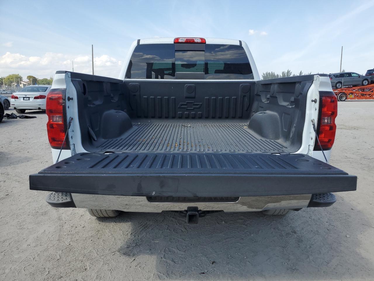 2015 CHEVROLET SILVERADO - Image 6