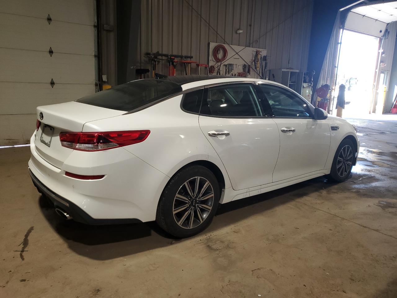 2019 KIA OPTIMA LX - Фото 3