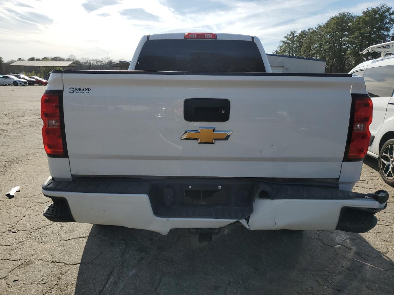 2018 CHEVROLET SILVERADO - Image 6