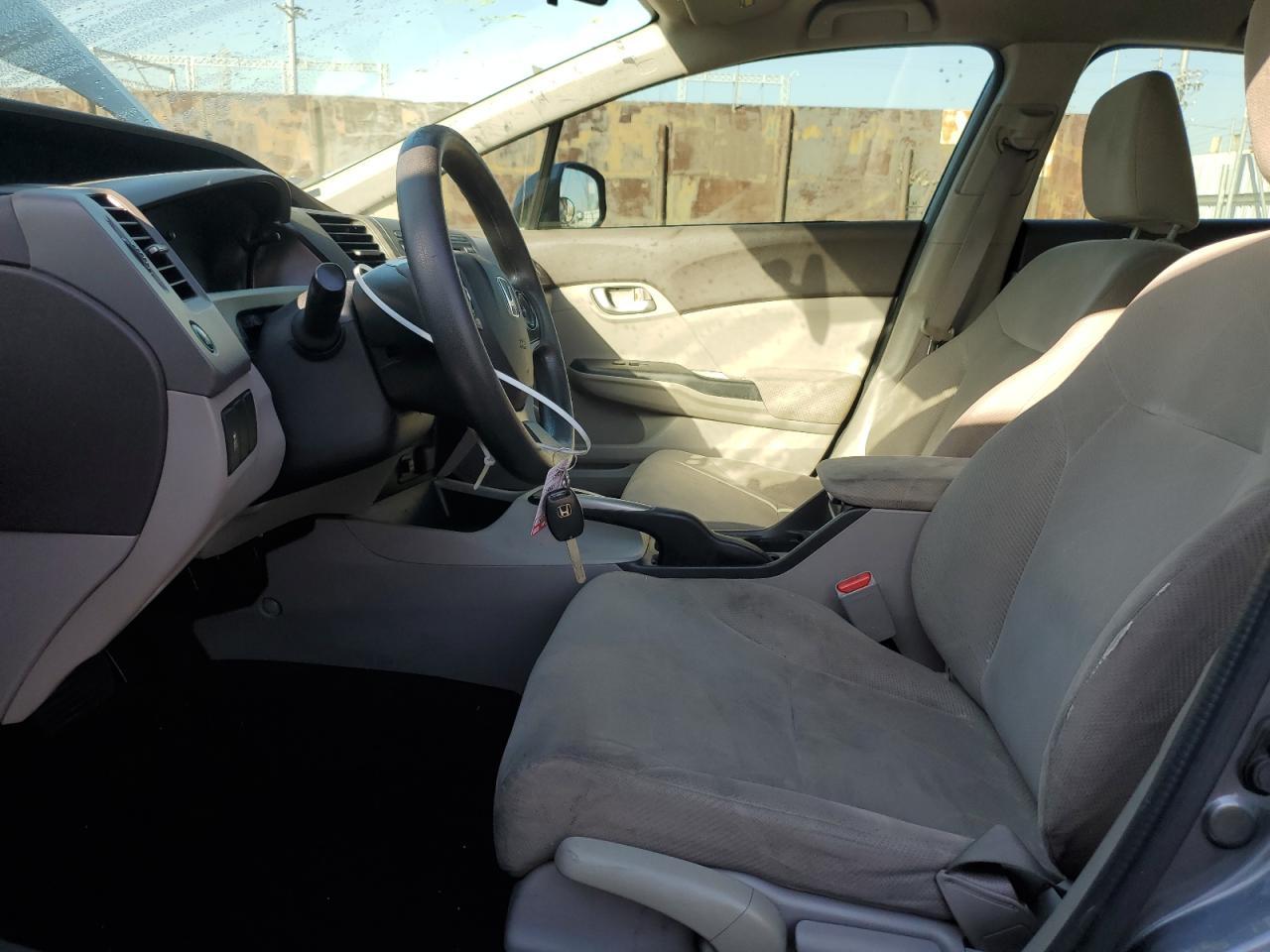 2012 HONDA CIVIC LX - Фото 7