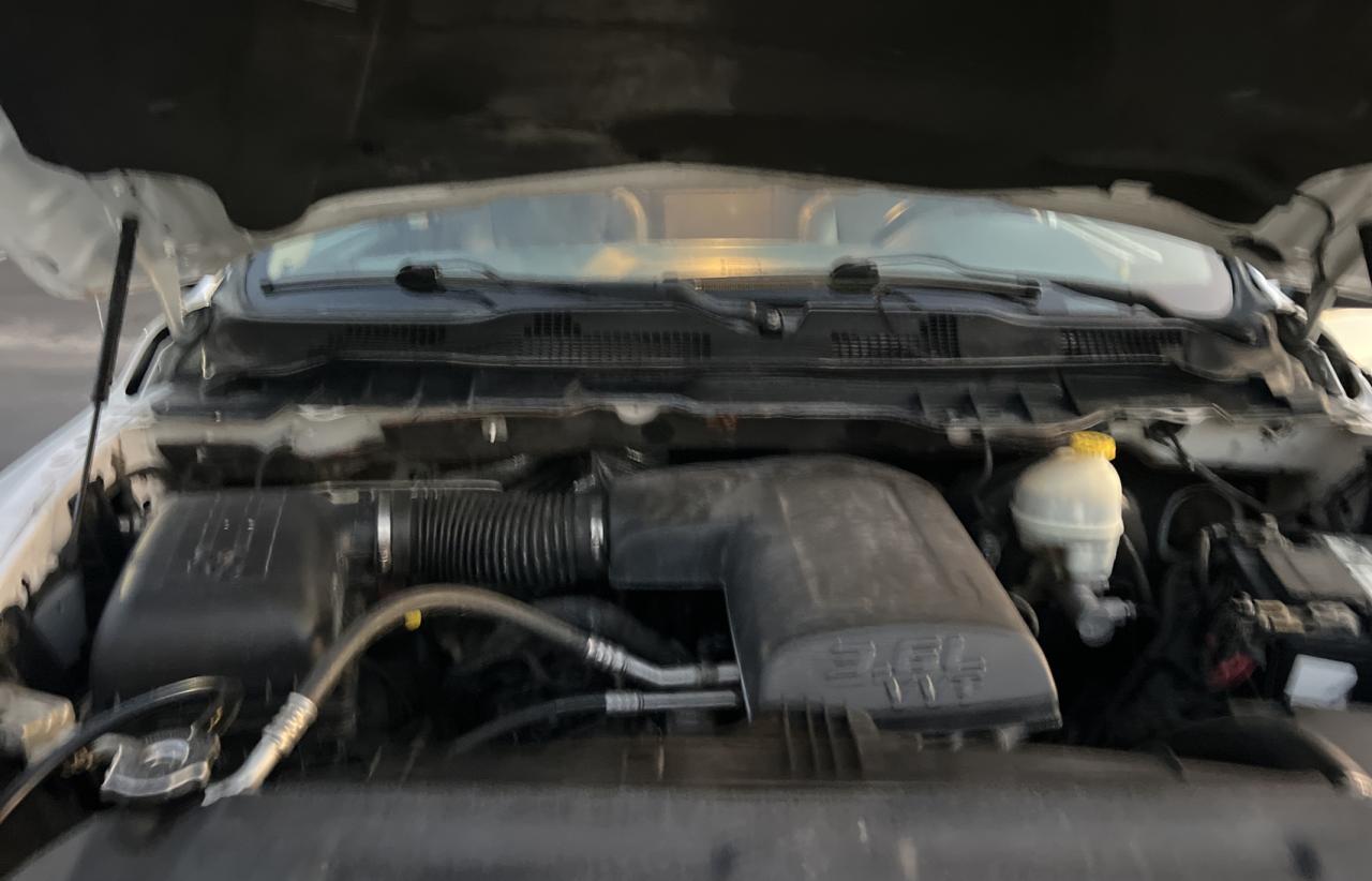 2014 RAM 1500 ST - Image 7