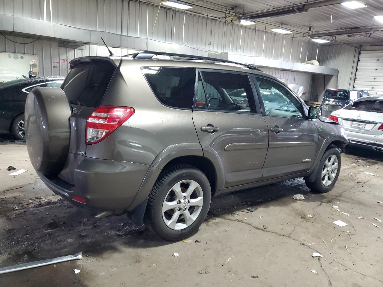 2011 TOYOTA RAV4 LIMIT - Image 3
