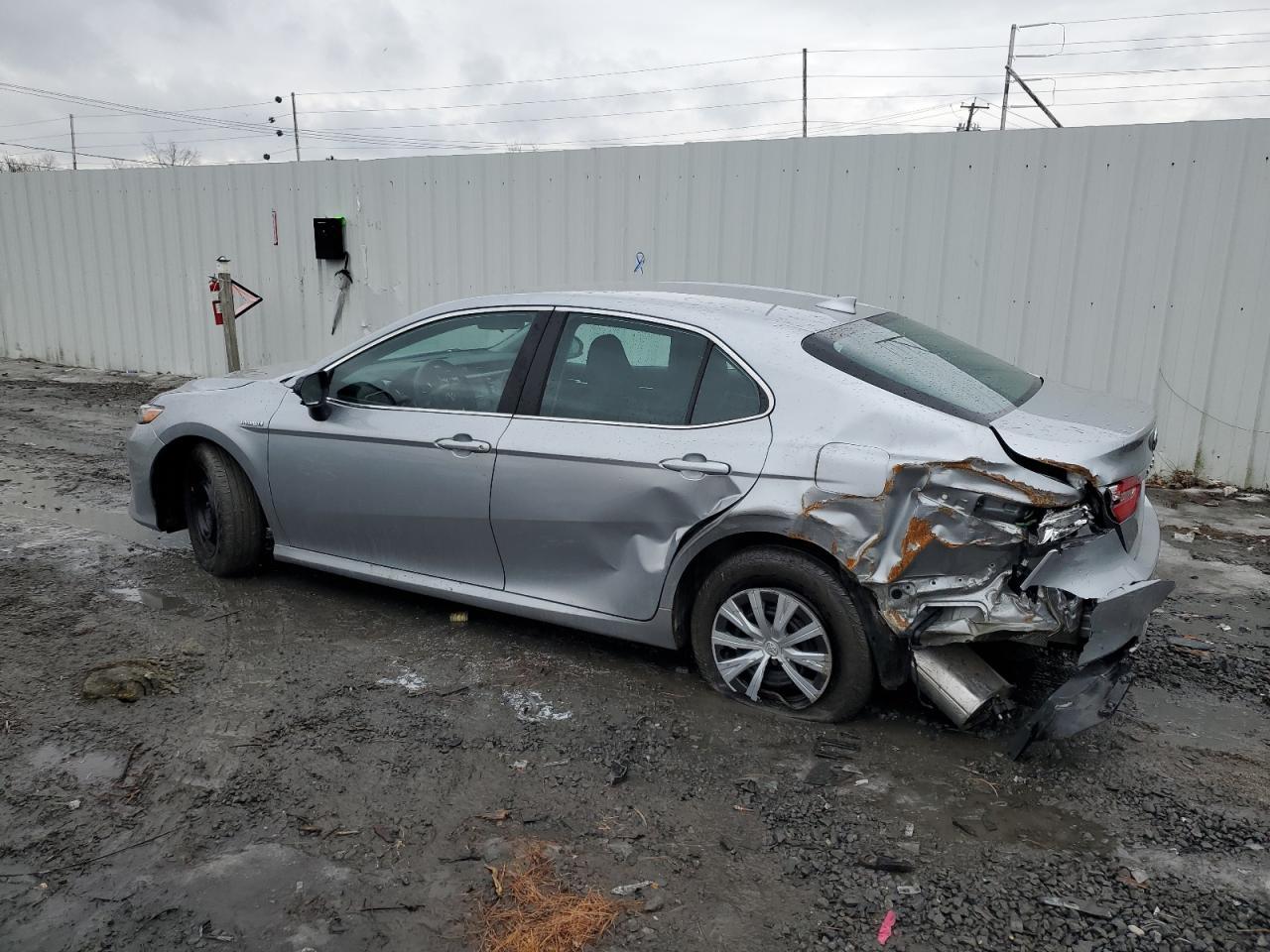 2020 TOYOTA CAMRY LE - Image 2