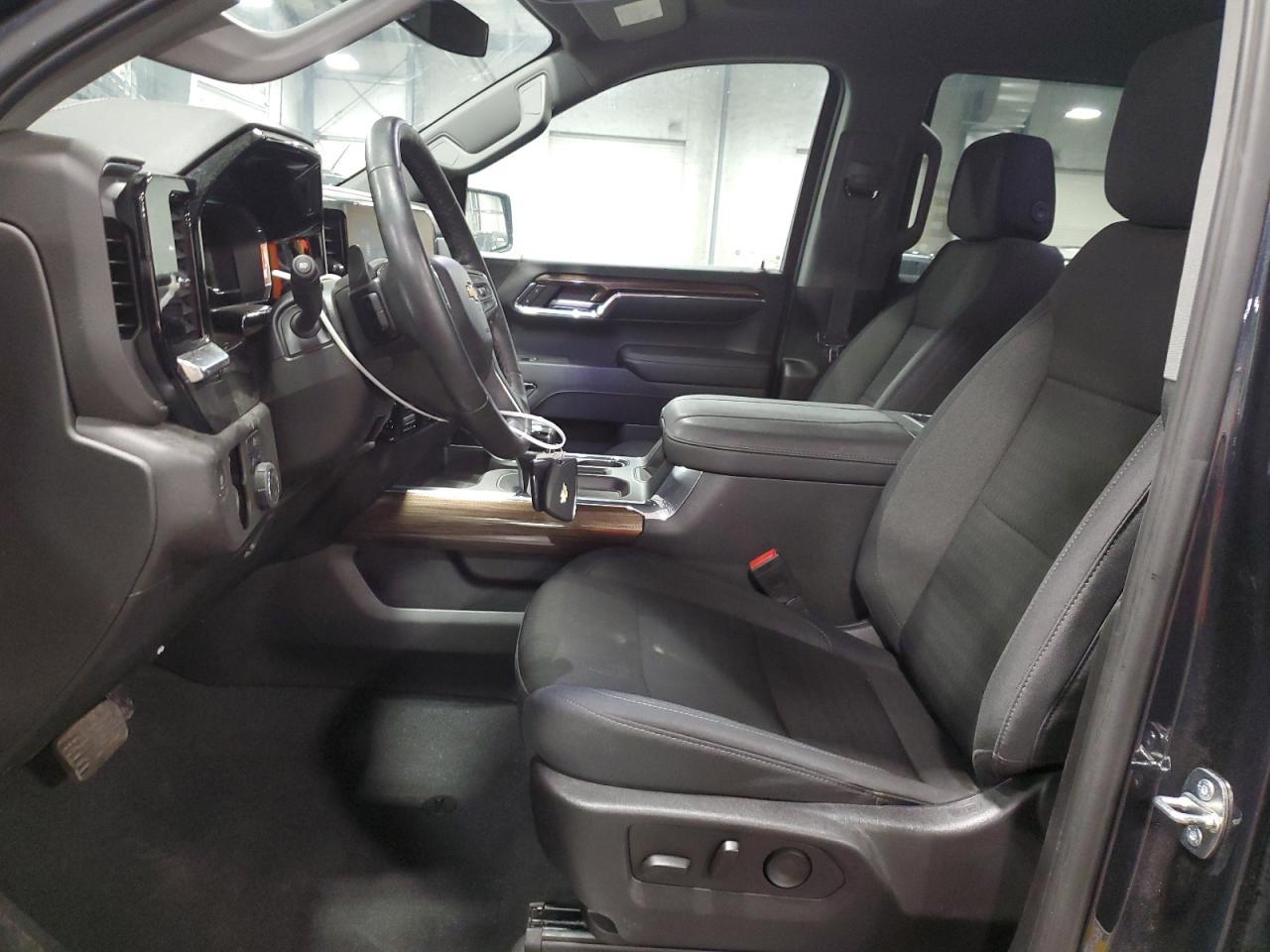 2024 CHEVROLET SILVERADO - Image 7