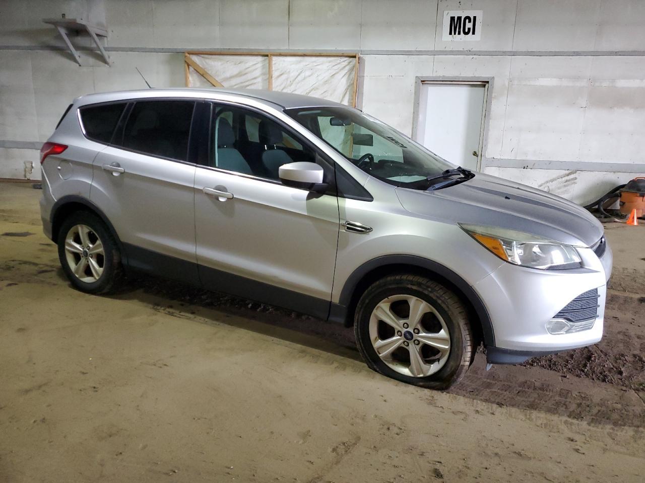 2015 FORD ESCAPE SE - Image 4