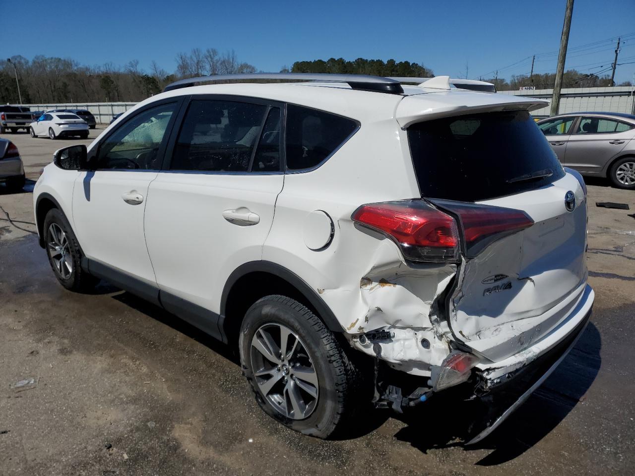 2017 TOYOTA RAV4 XLE - Image 2