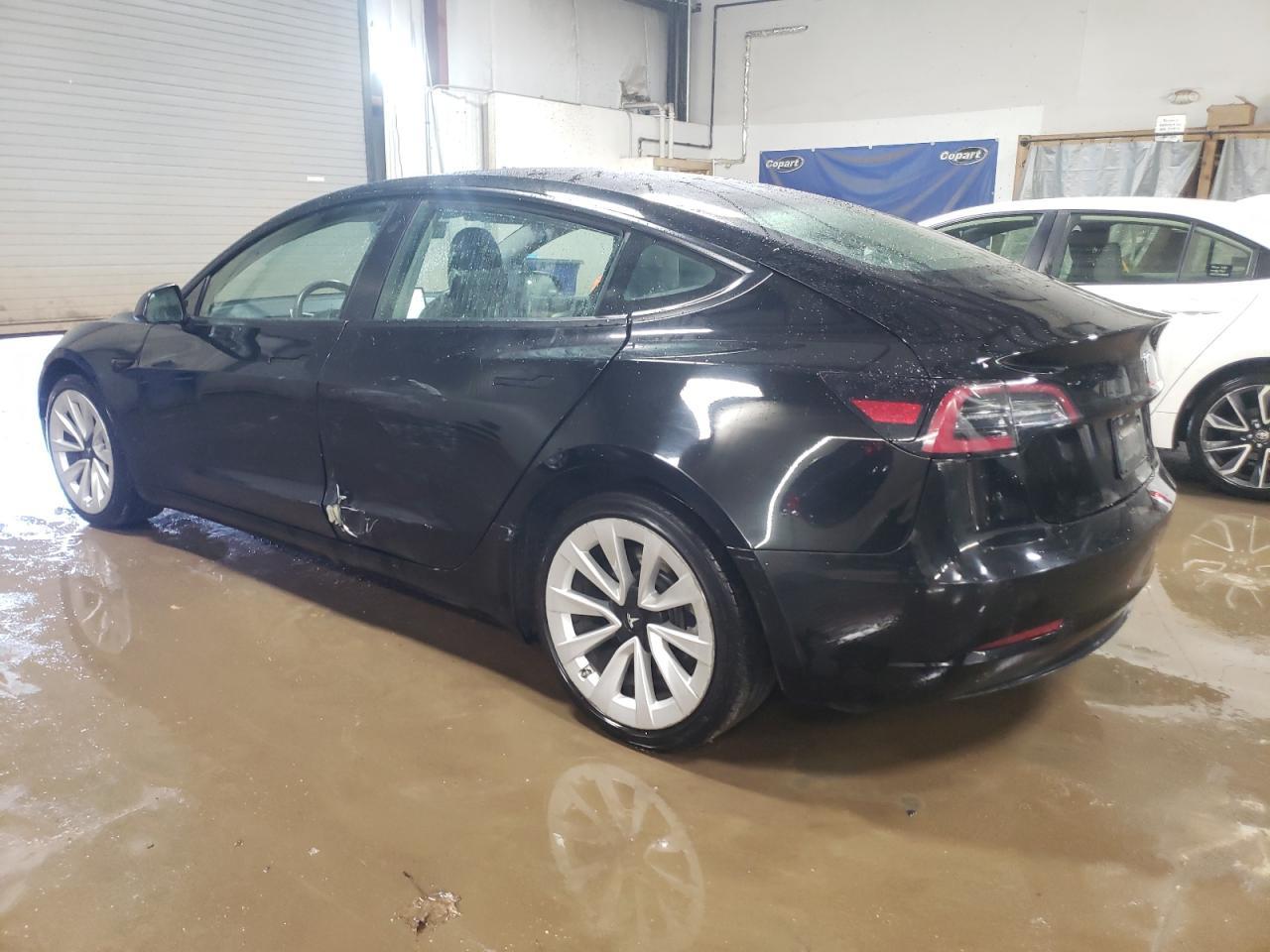 2022 TESLA MODEL 3 - Image 2