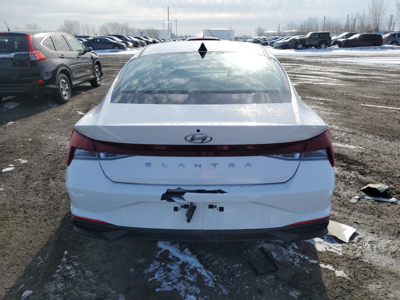 2023 HYUNDAI ELANTRA SE - Image 6