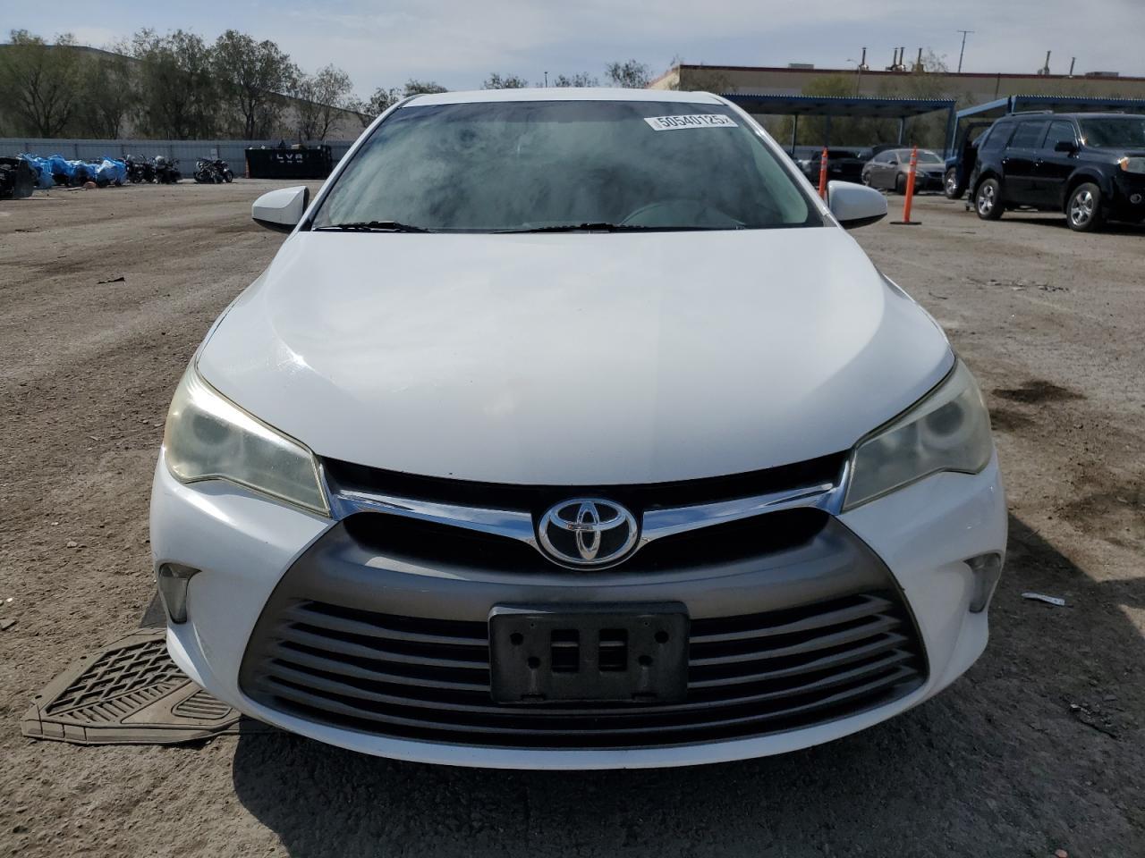 2015 TOYOTA CAMRY LE - Image 5