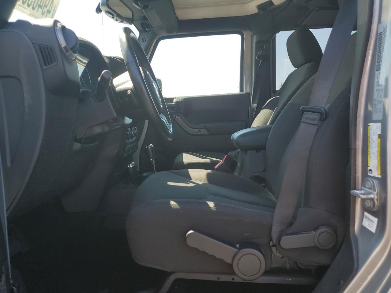 2017 JEEP WRANGLER U - Фото 7