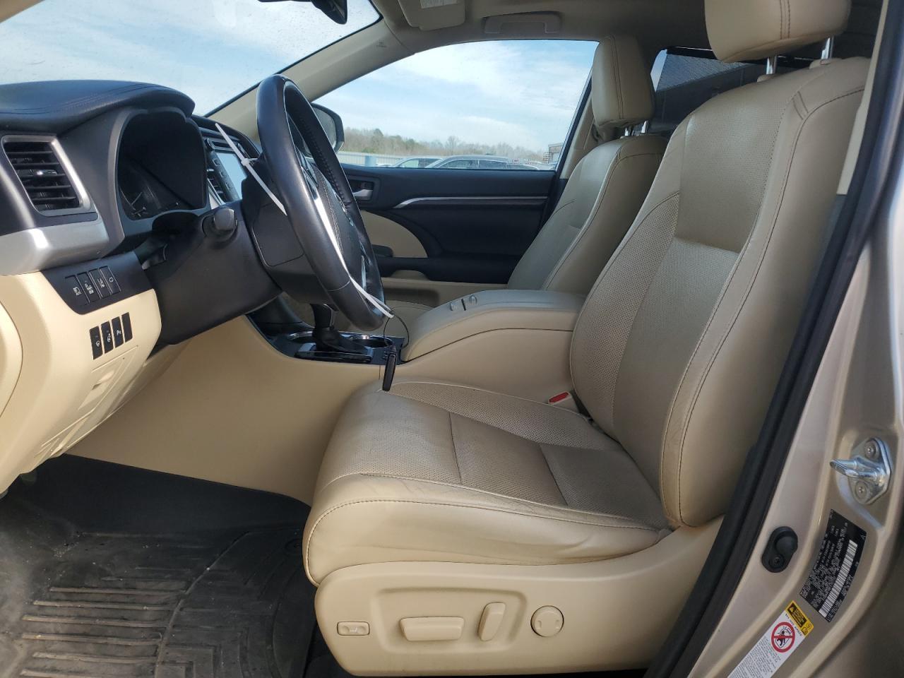 2015 TOYOTA HIGHLANDER - Image 7