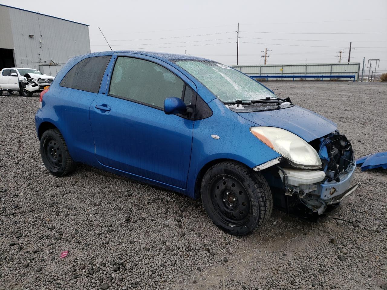 2011 TOYOTA YARIS - Фото 4