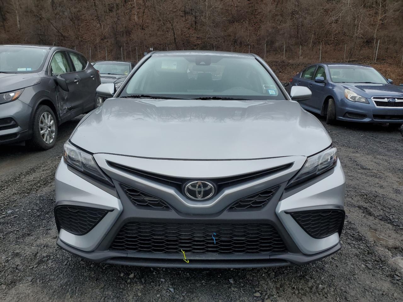 2021 TOYOTA CAMRY SE - Image 5