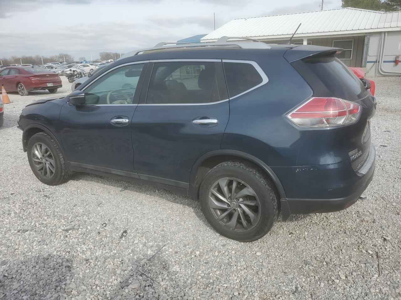 2015 NISSAN ROGUE S - Фото 2