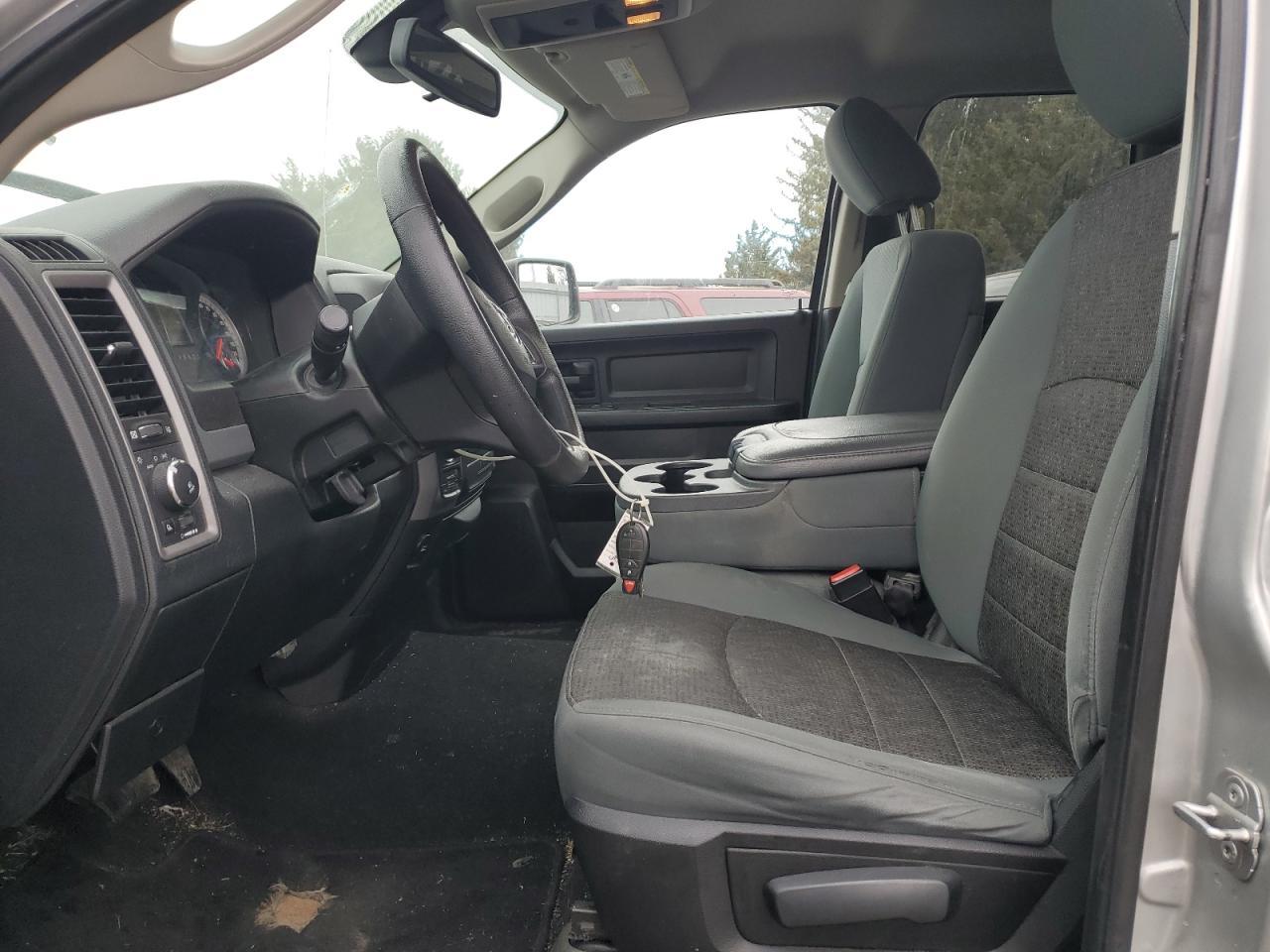 2014 RAM 1500 ST - Image 7