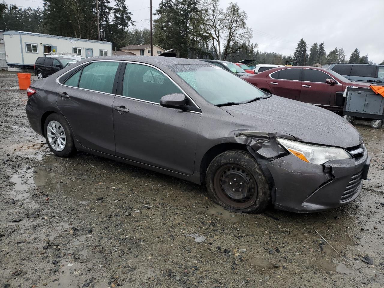2015 TOYOTA CAMRY LE - Фото 4