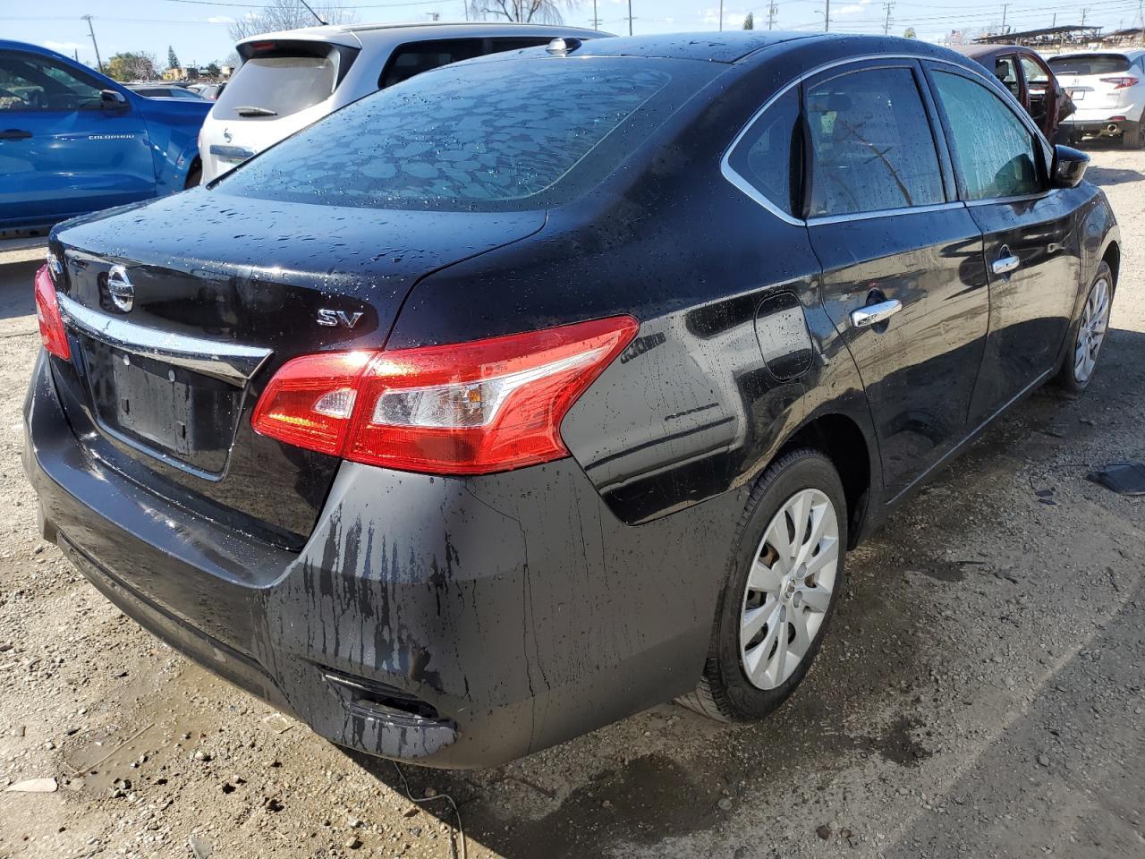 2017 NISSAN SENTRA S - Фото 3