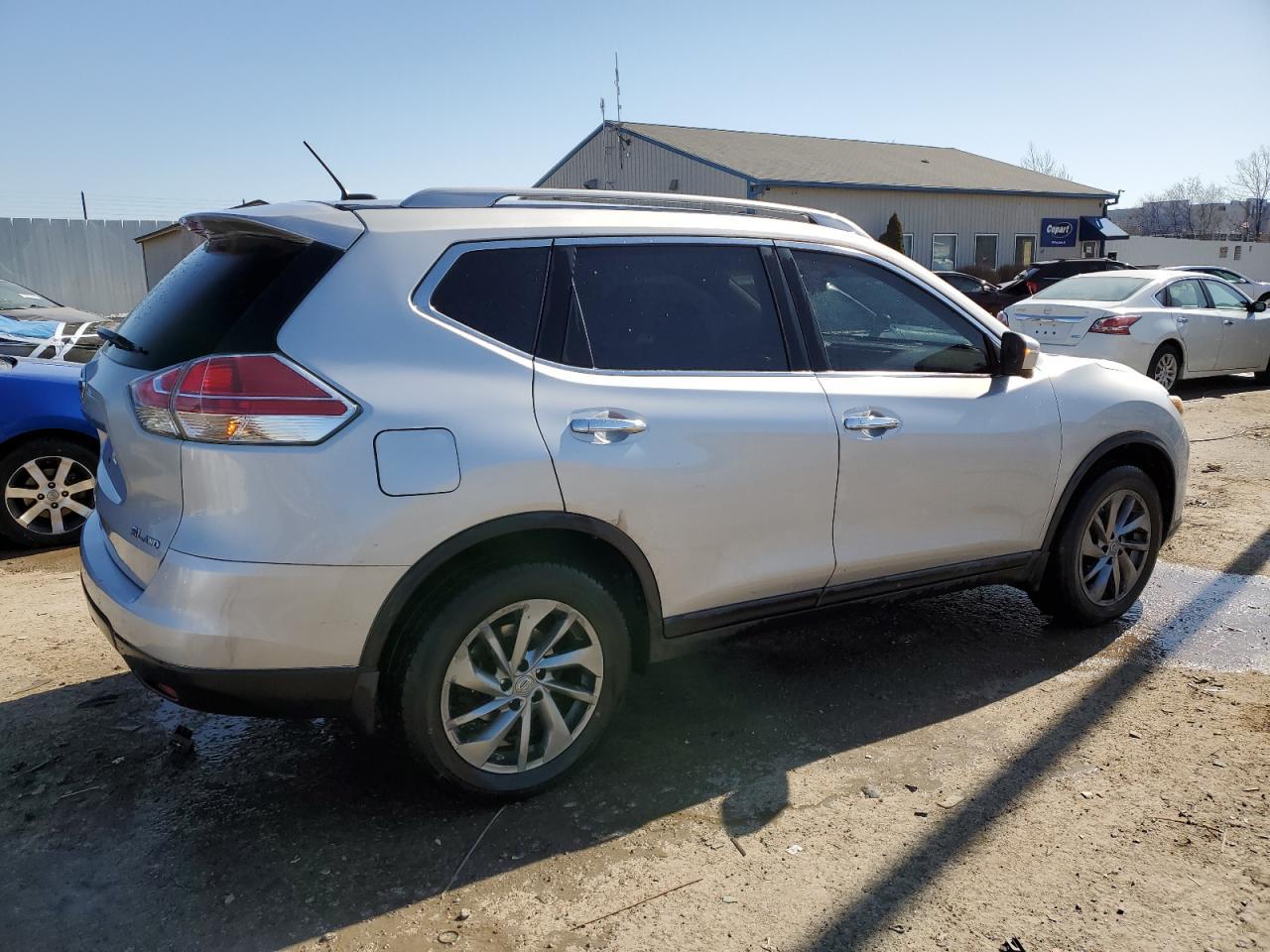 2015 NISSAN ROGUE S - Фото 3
