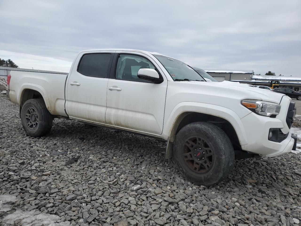 2017 TOYOTA TACOMA DOU - Фото 4