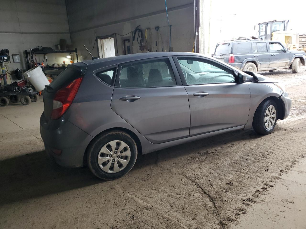 2017 HYUNDAI ACCENT SE - Image 3