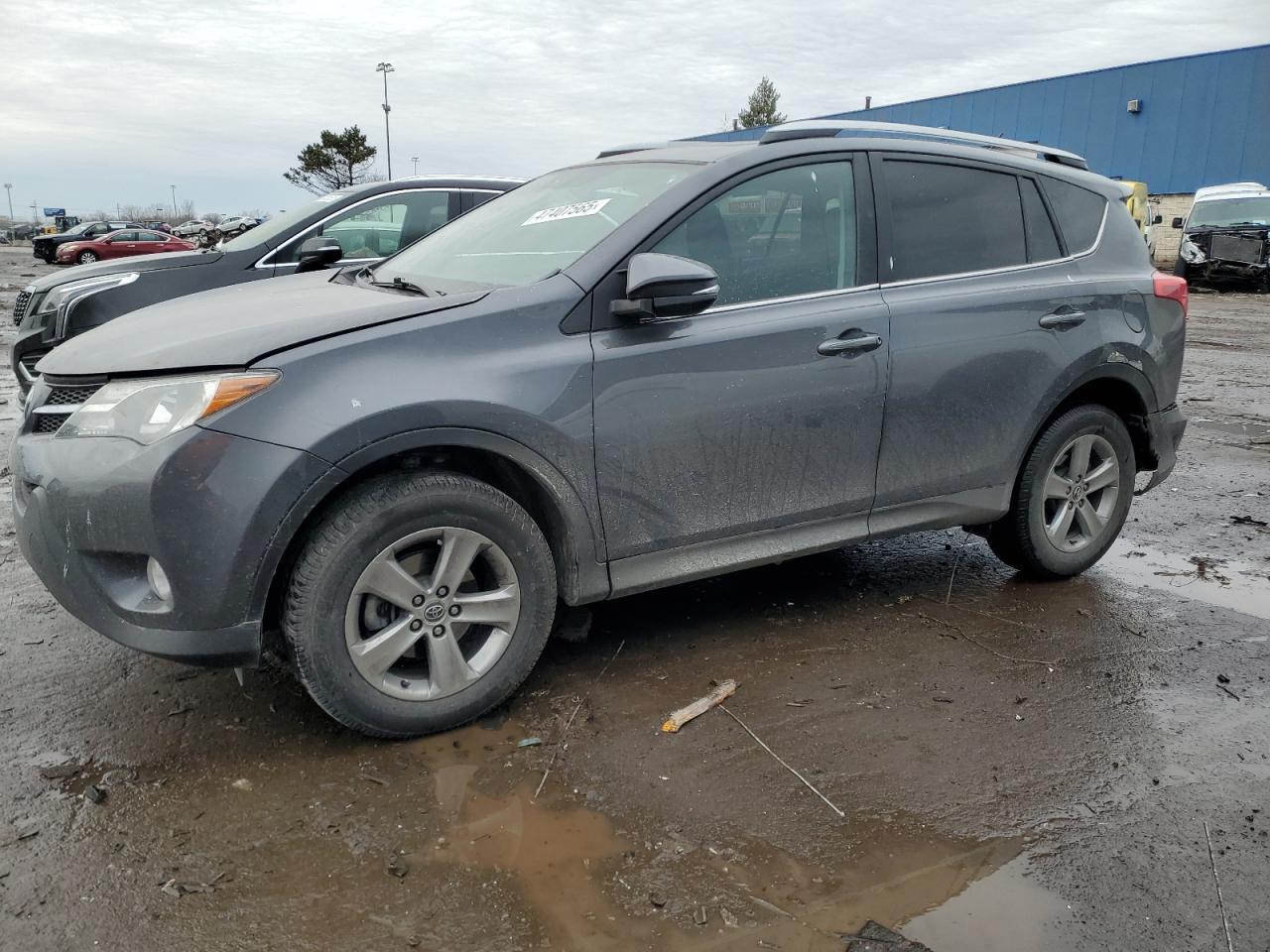 2015 TOYOTA RAV4 XLE