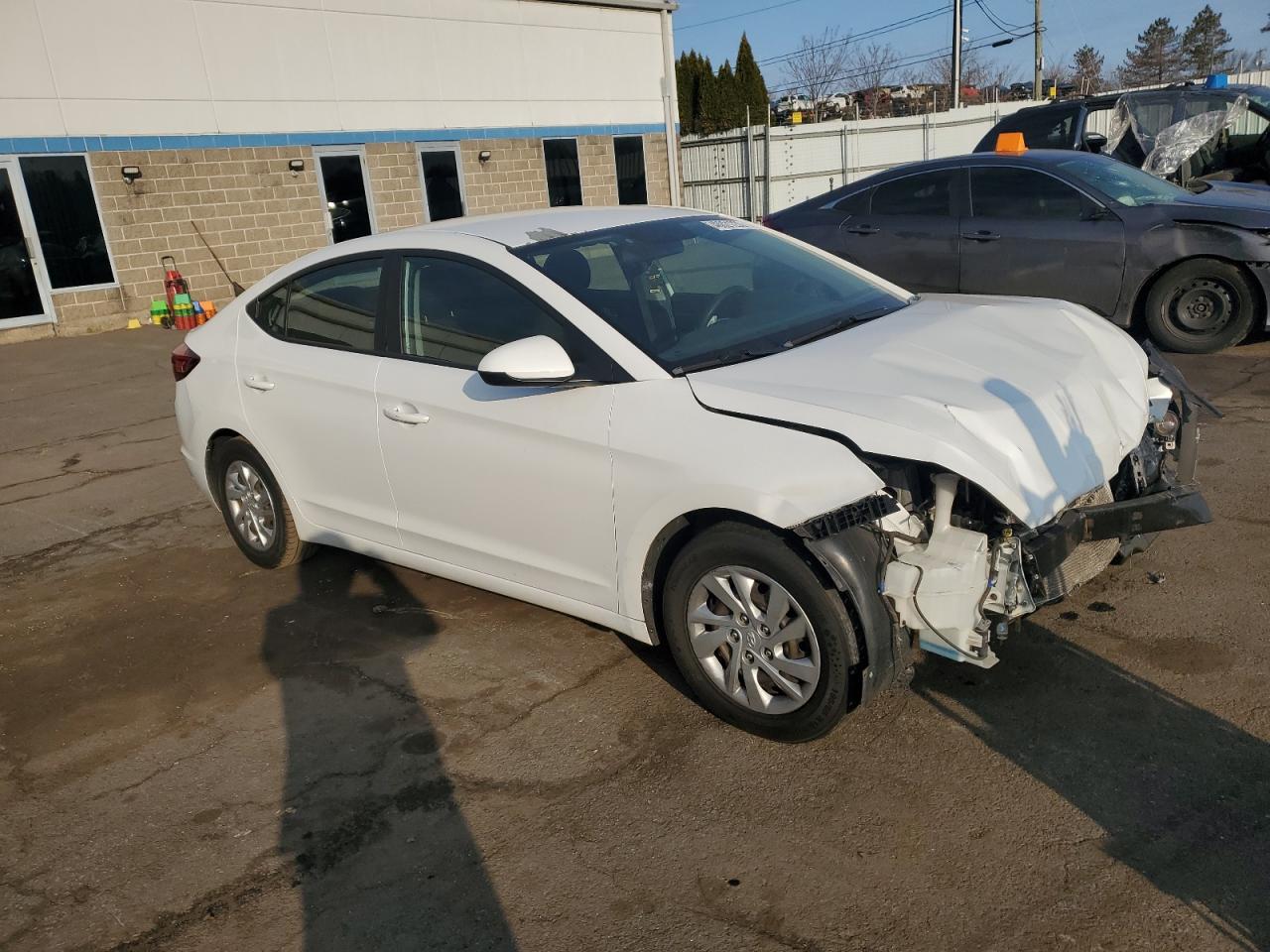 2019 HYUNDAI ELANTRA SE - Фото 4