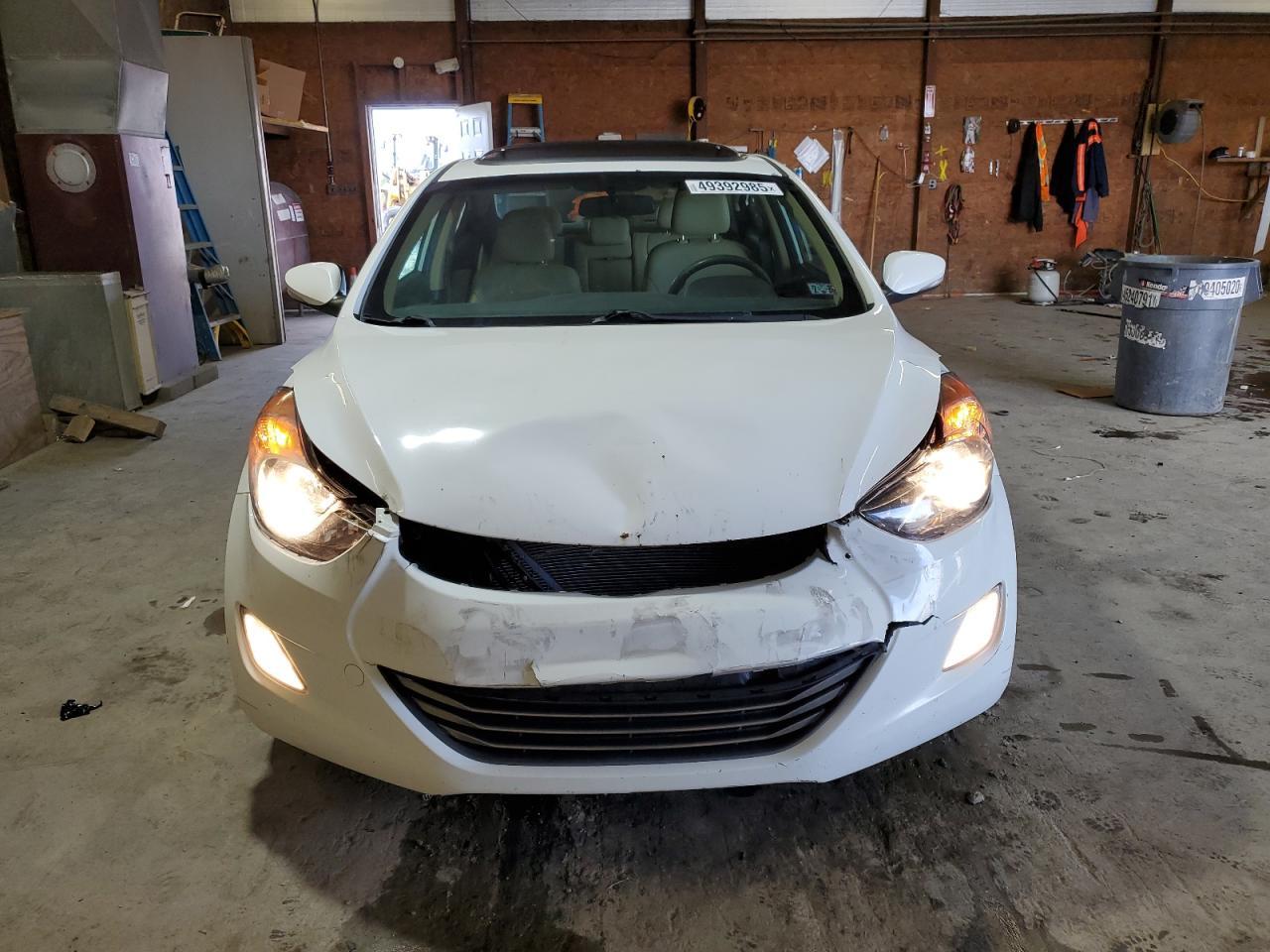 2013 HYUNDAI ELANTRA GL - Image 5