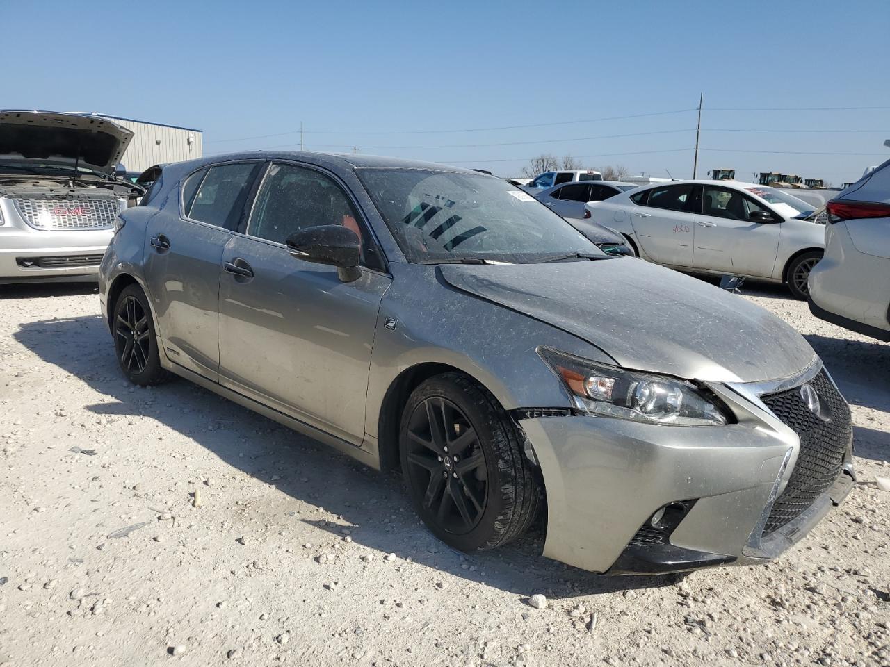 2016 LEXUS CT 200 - Image 4