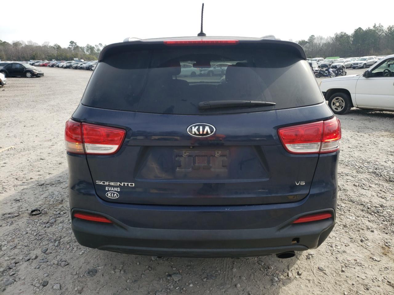 2016 KIA SORENTO LX - Фото 6
