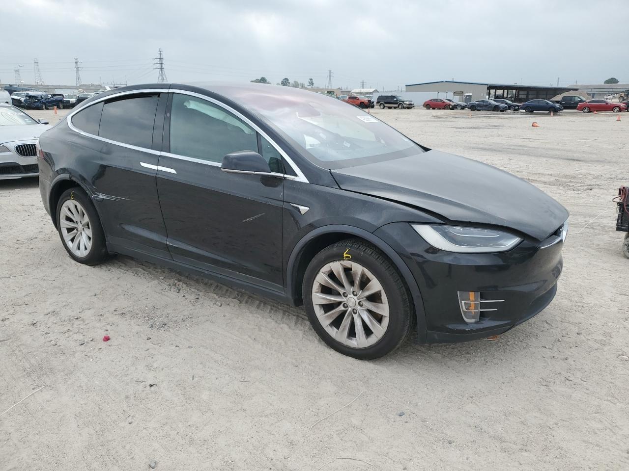 2016 TESLA MODEL X - Image 4