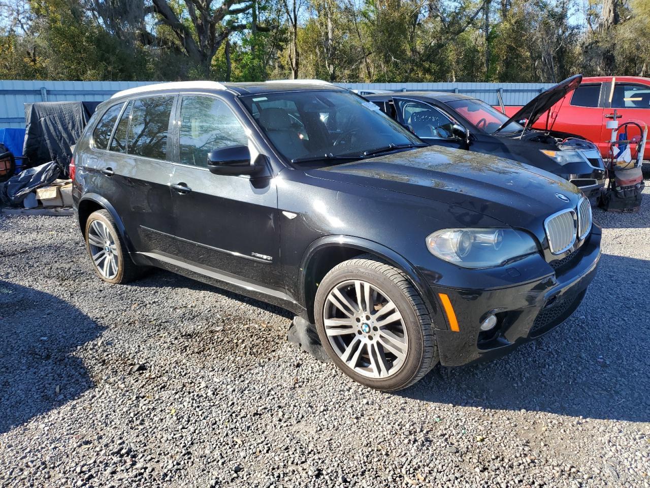 2011 BMW X5 XDRIVE5 - Image 4