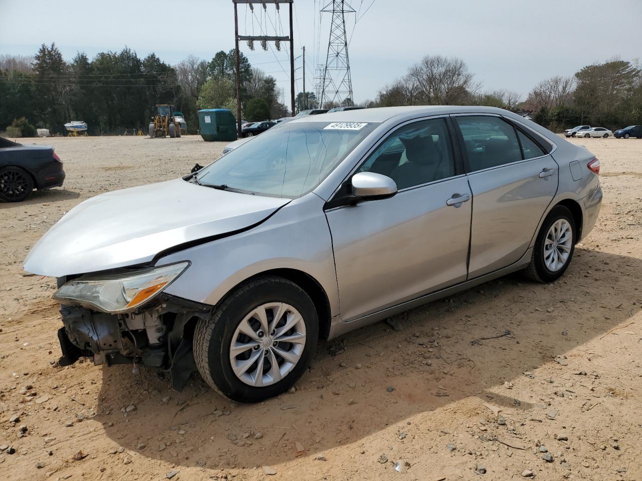 2015 TOYOTA CAMRY LE