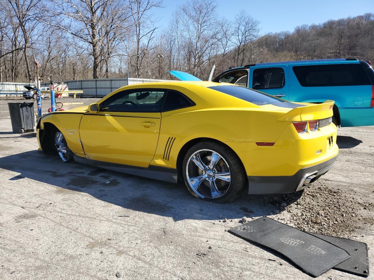 2010 CHEVROLET CAMARO SS - Image 2
