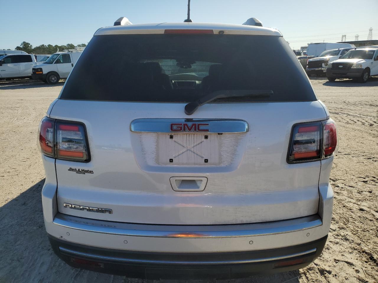 2016 GMC ACADIA SLT - Image 6