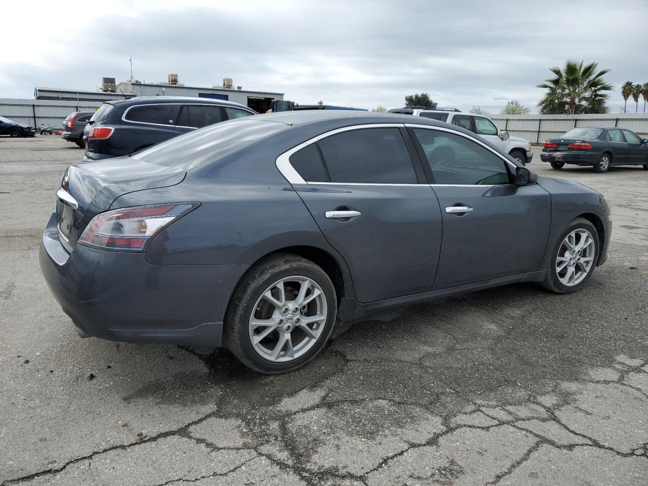 2013 NISSAN MAXIMA S - Фото 3