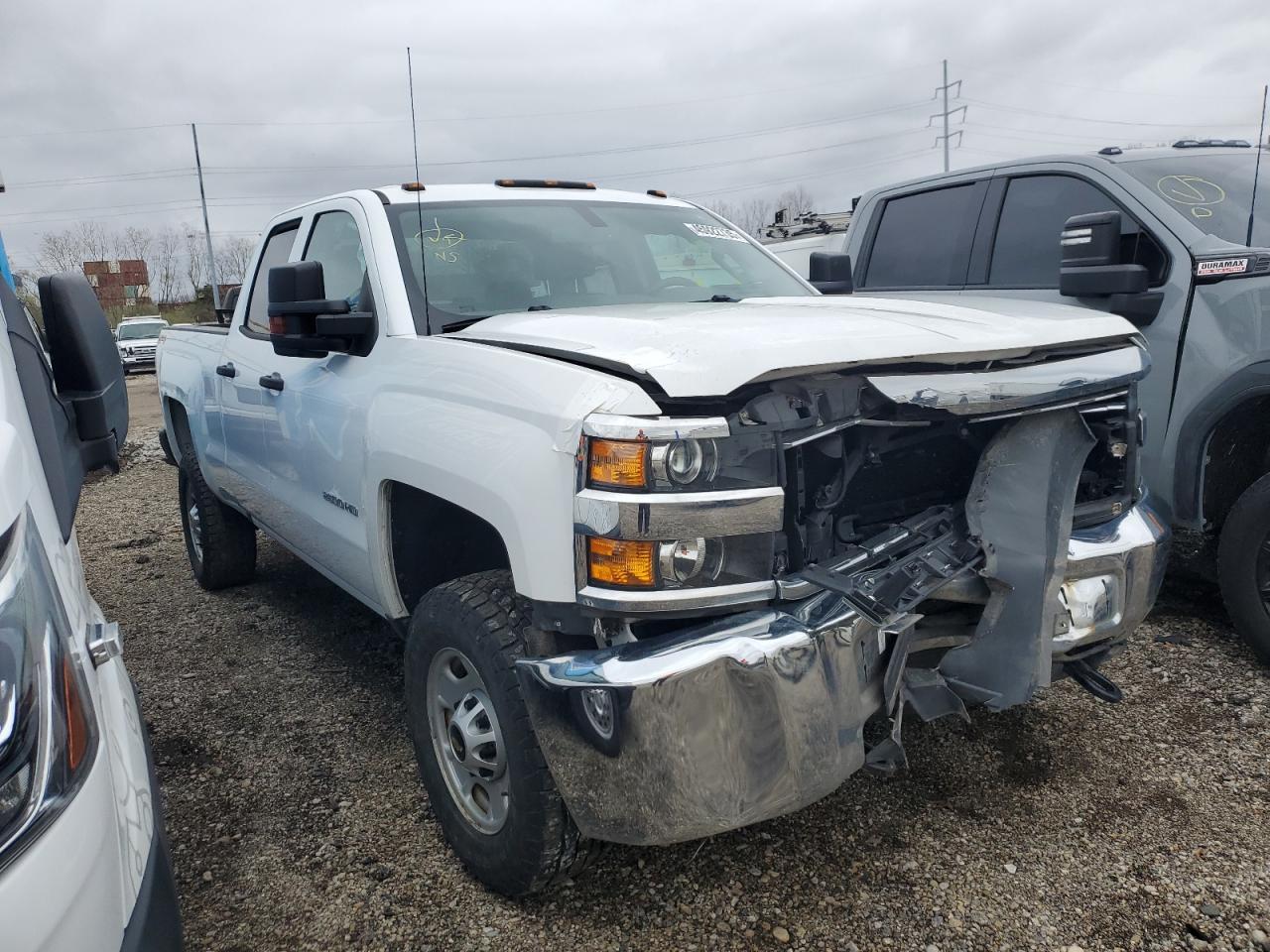 2018 CHEVROLET SILVERADO - Фото 4