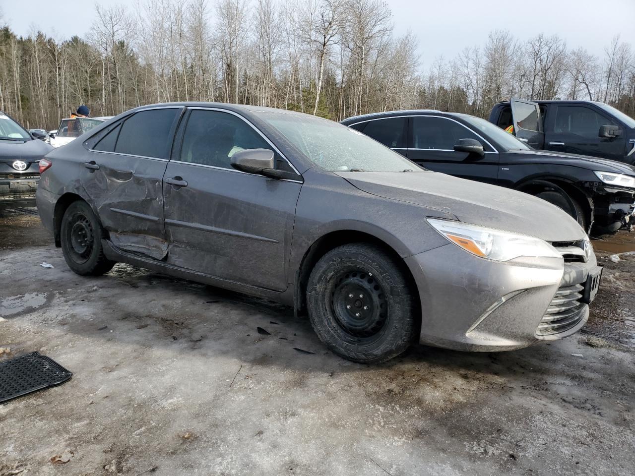 2017 TOYOTA CAMRY LE - Image 4