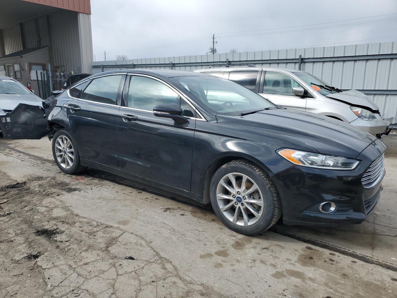 2013 FORD FUSION SE - Image 4