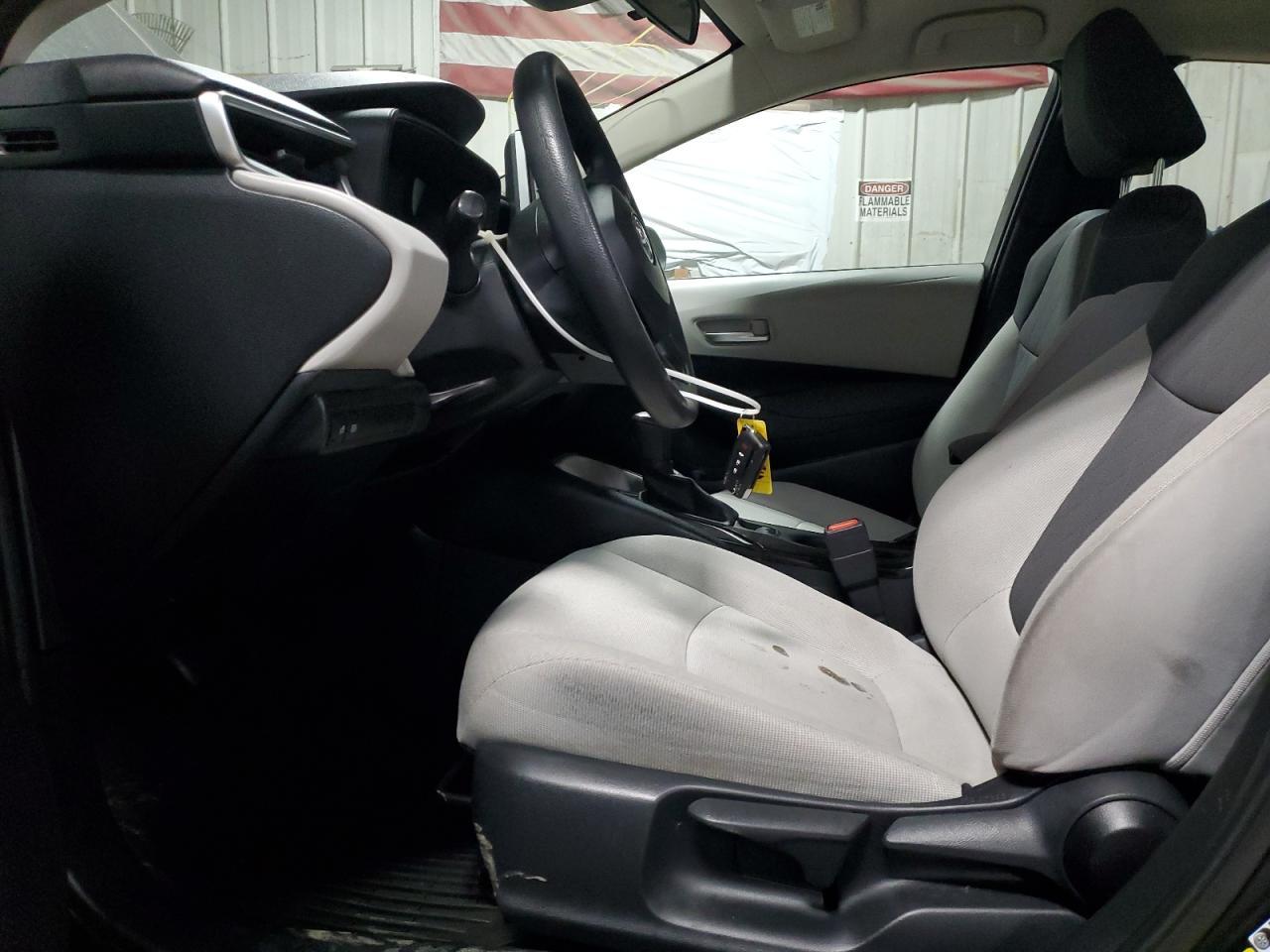 2020 TOYOTA COROLLA LE - Image 7