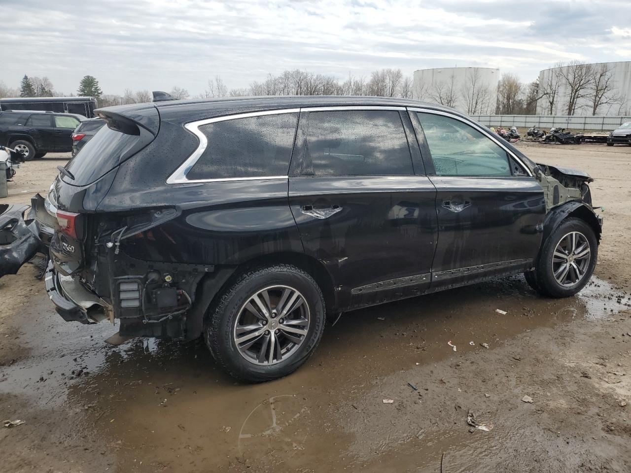 2019 INFINITI QX60 LUXE - Фото 3