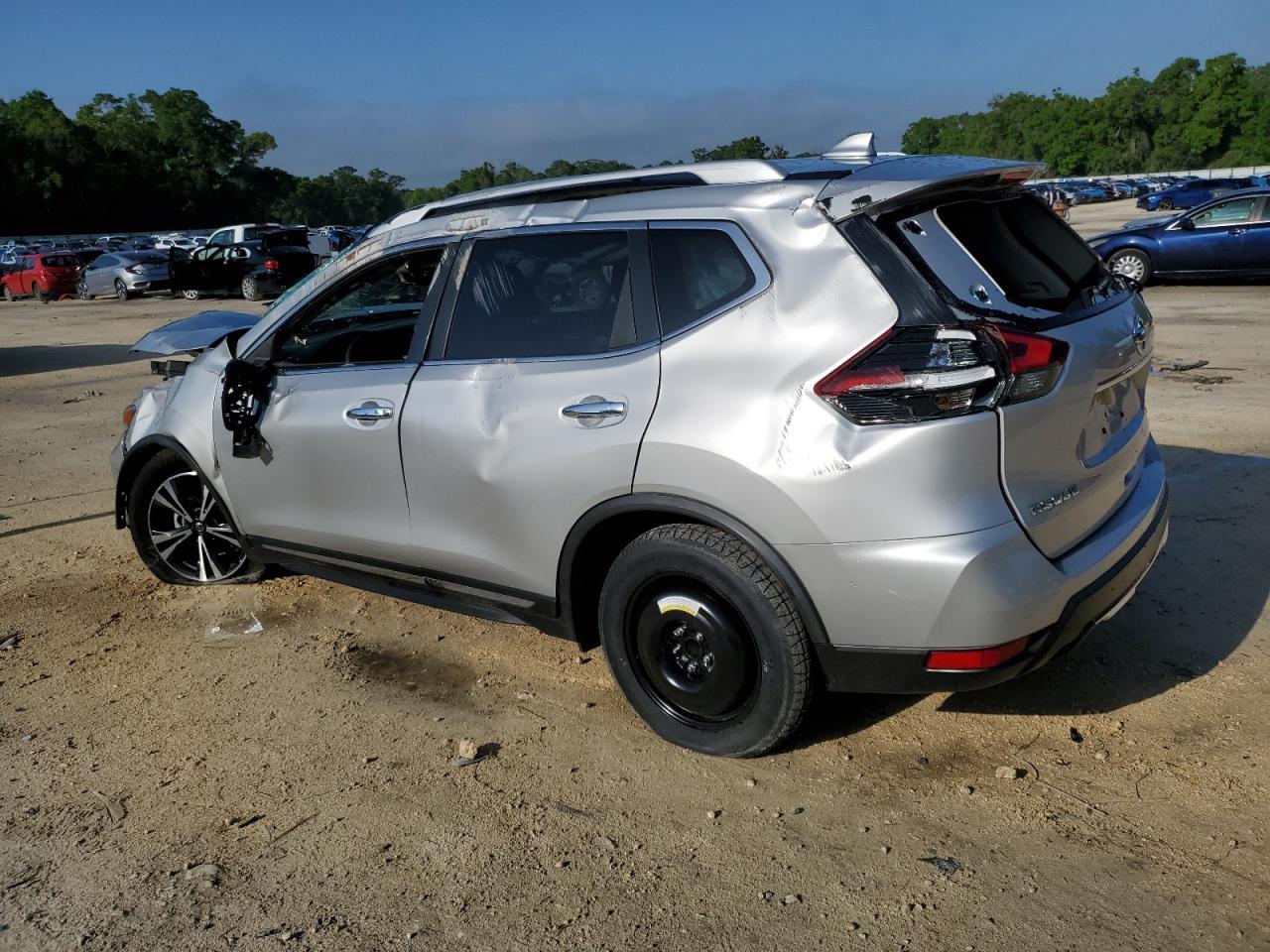 2018 NISSAN ROGUE S - Фото 2