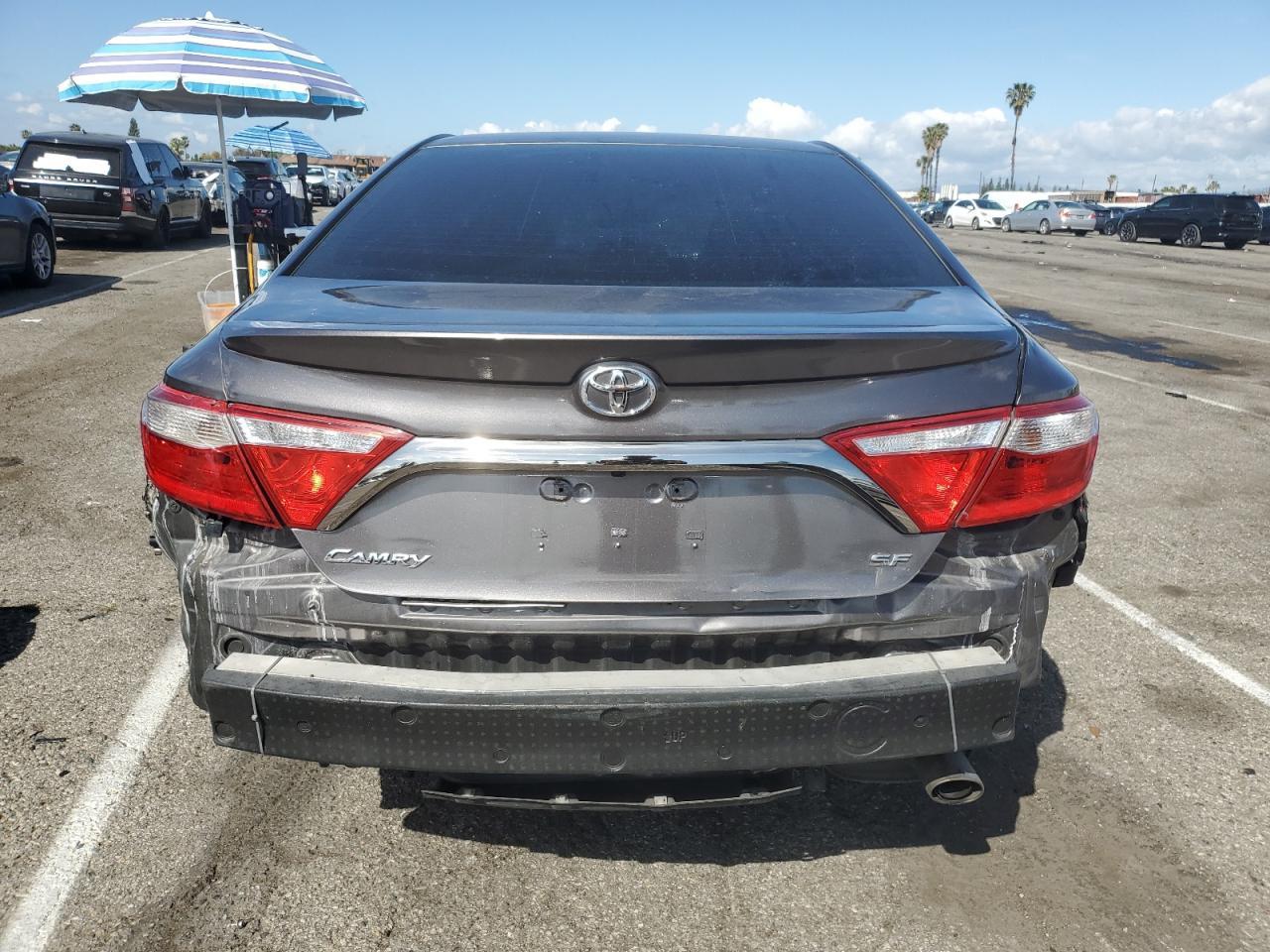 2015 TOYOTA CAMRY LE - Image 6