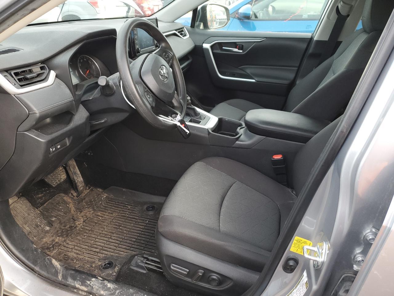 2022 TOYOTA RAV4 XLE - Image 7