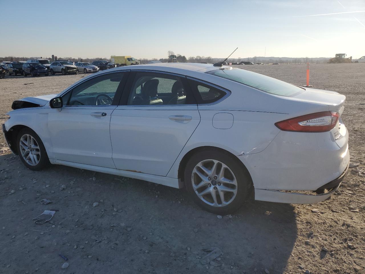2013 FORD FUSION SE - Image 2