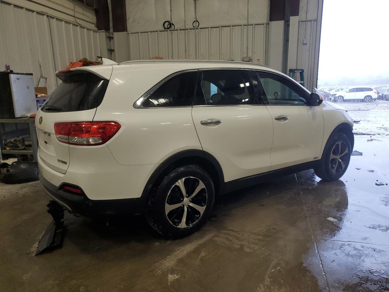 2016 KIA SORENTO EX - Image 3