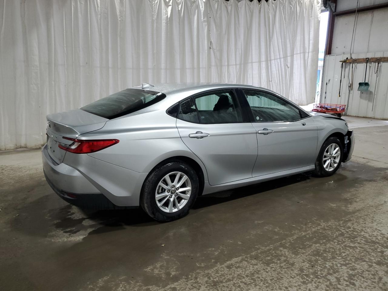 2025 TOYOTA CAMRY XSE - Фото 3