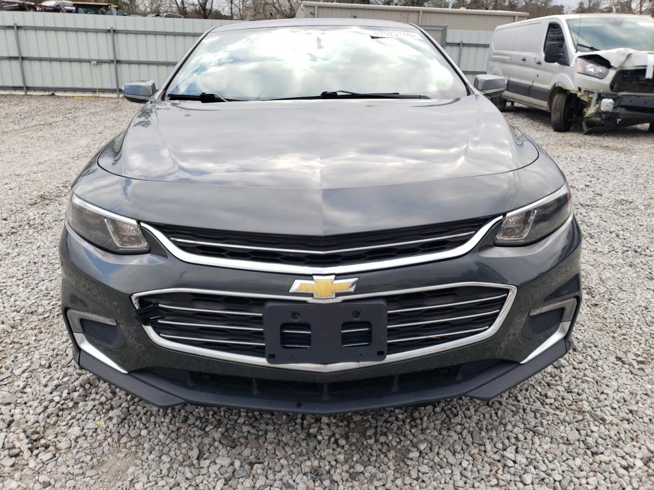 2017 CHEVROLET MALIBU LT - Image 5