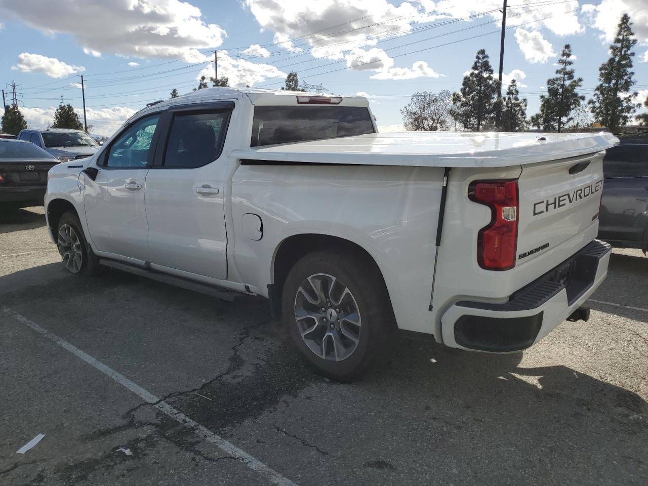 2023 CHEVROLET SILVERADO - Фото 2